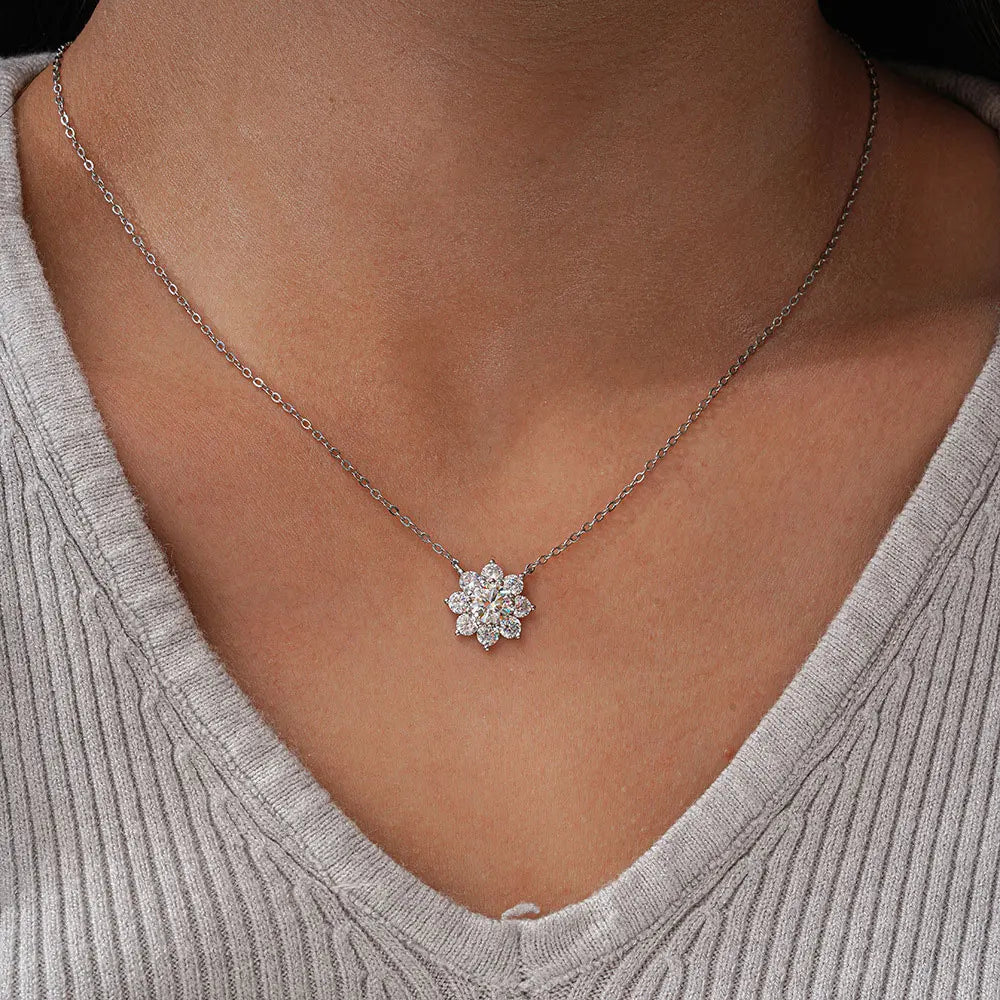Moissanite Necklace Flower Pandent GRA Certified s925 Sterling Silver Plated 18k White Gold Fashion Necklaces for Women