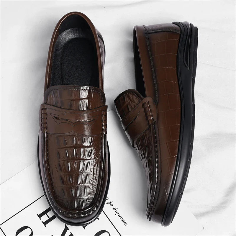 Mens Leather Mens Loafers Non Slip Walking Flats Breathable Driving Shoes Outdoor Slip on Casual Shoes Man Work Office Sneakers