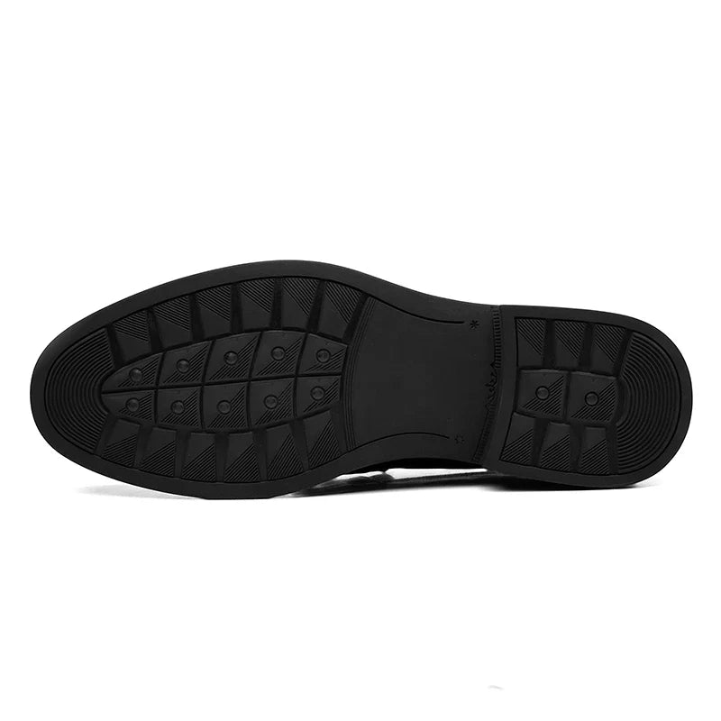 New Fashionable Men's Casual Loafers  Comfortable And Classic  Formal Business Casual Shoes  Metal-Decorated Wedding Party Shoes