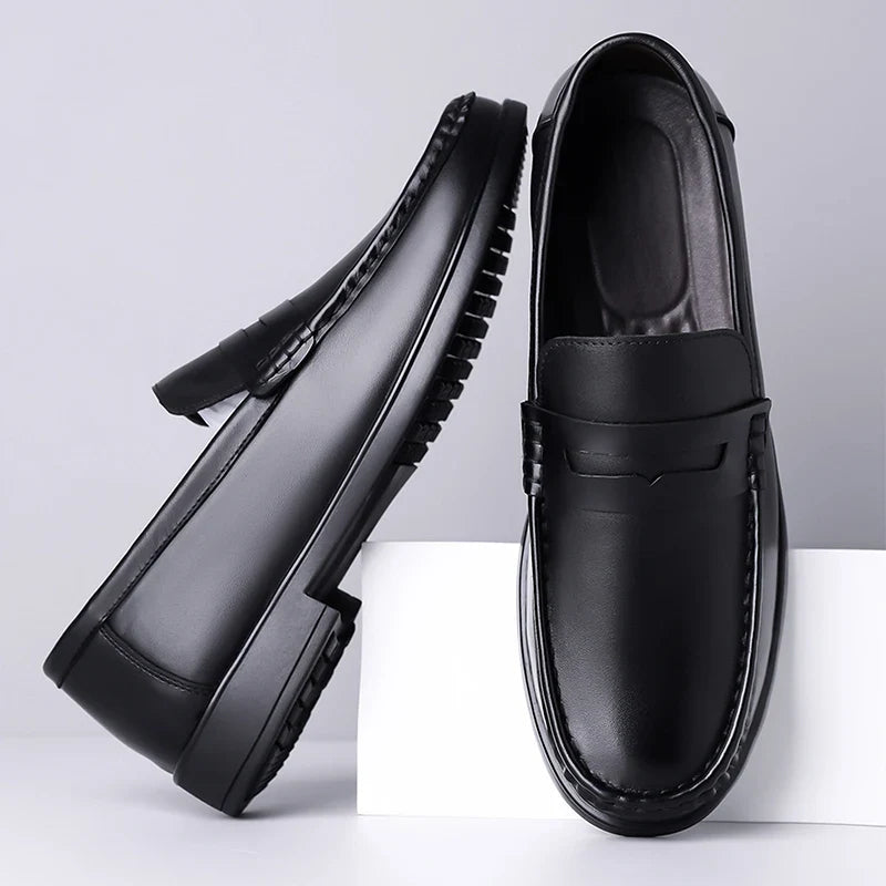 2026 Summer Mens Leather Loafers Slip on Casual Shoes Breathable Moccasins Comfortable Walking Office Flats Male Walking Shoes