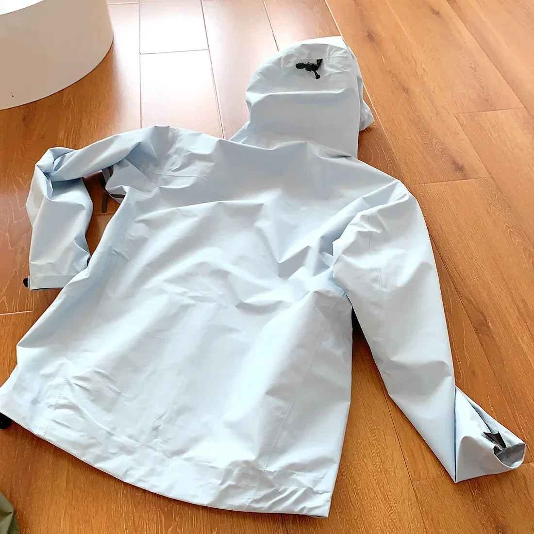2026 New Storm Jacket Lovers Outdoor Sports Camping Mountain Skiing Trend Fashion British Wind Leisure Waterproof Storm Jacket