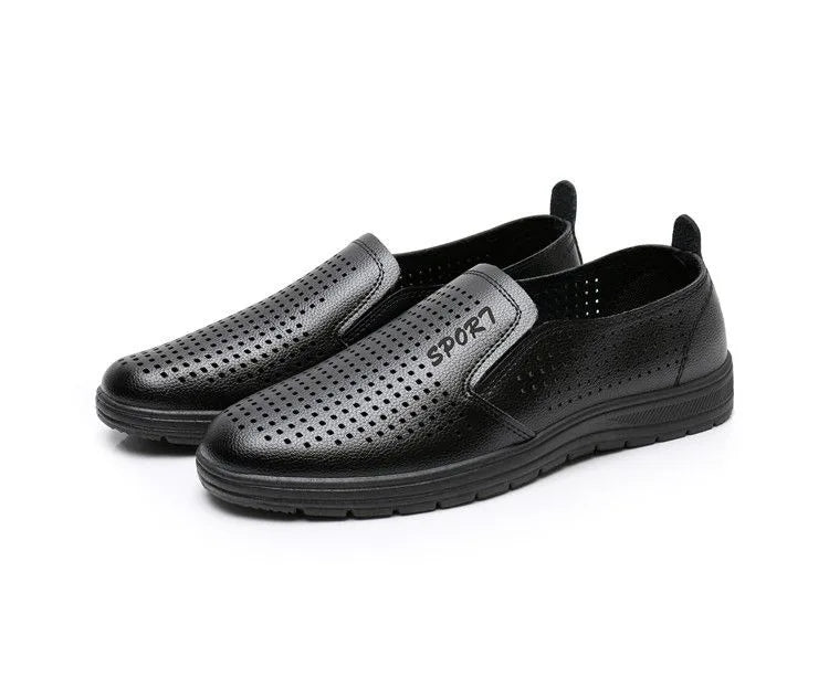 2026 Summer Men Sandals Business Casual Leather Hollow Out Shoes Breathable Soft Sole Clogs Fashion Comfortable Outdoor Slides