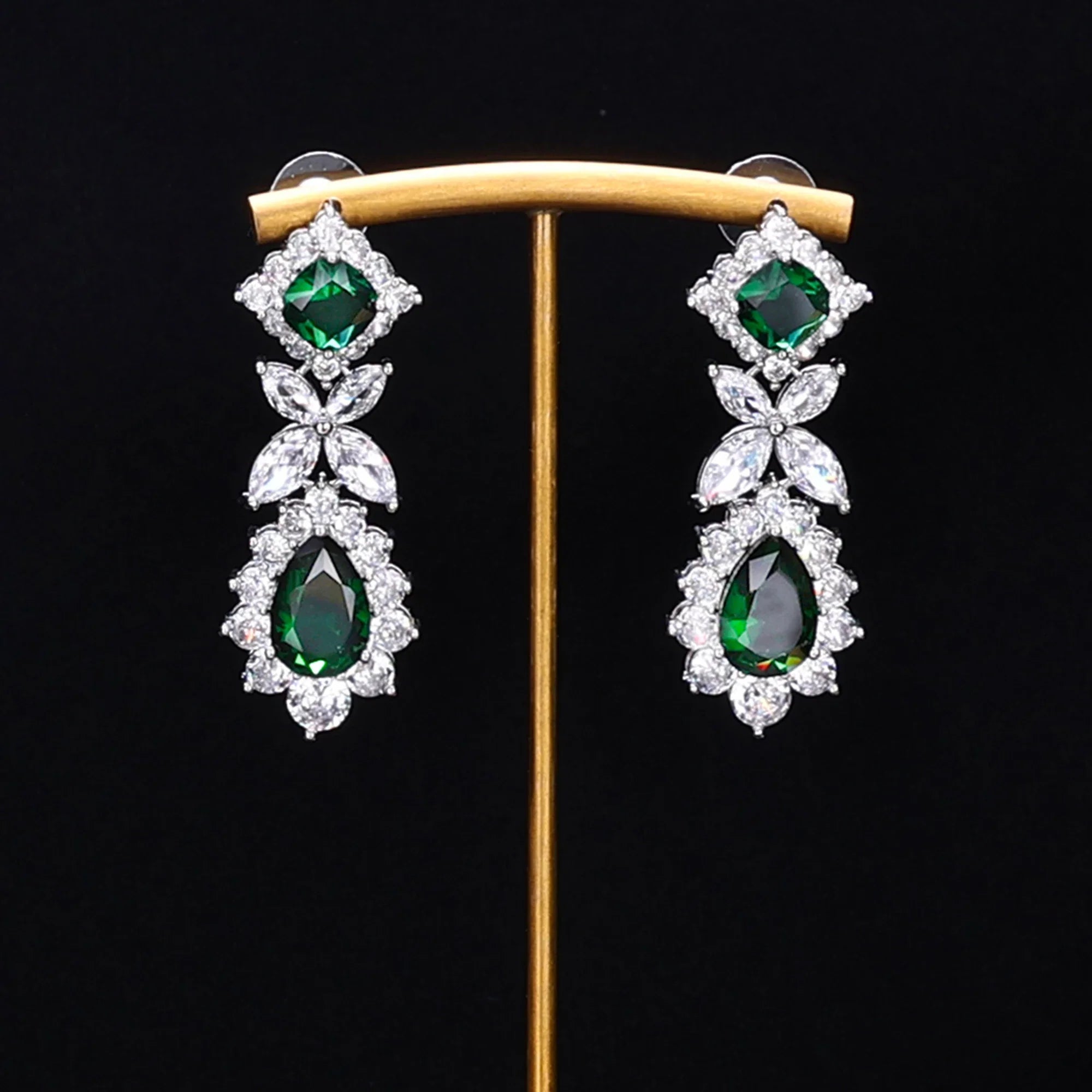 Unique Popular Jewelry 4-Piece Bridal Zirconia Women's Party Jewelry Set Dubai Nigeria CZ Crystal Wedding Jewelry Set