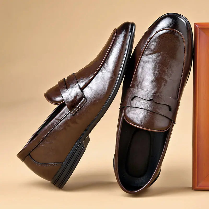 Social Shoe Male Leather Casual Round Toe Men's Formal Shoes Business Luxury Designer Clothing Office Party Gentleman 2025 Trend