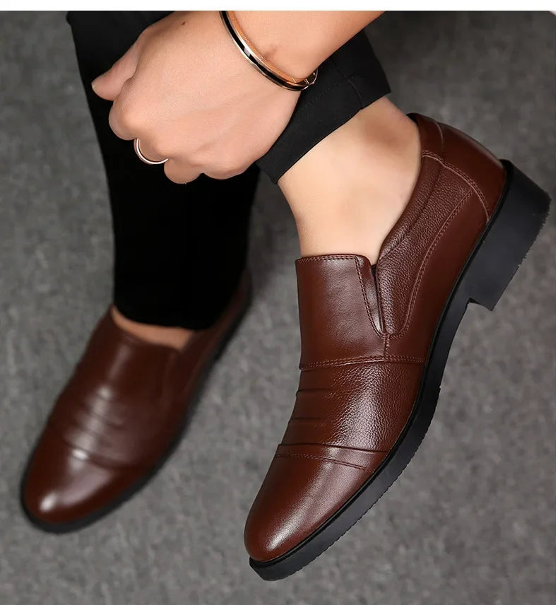 Men's Genuine Cow Leather Shoes Business Casual Shoes With Triple-Stitched Soles For Middle-Aged And Elderly Men 2025