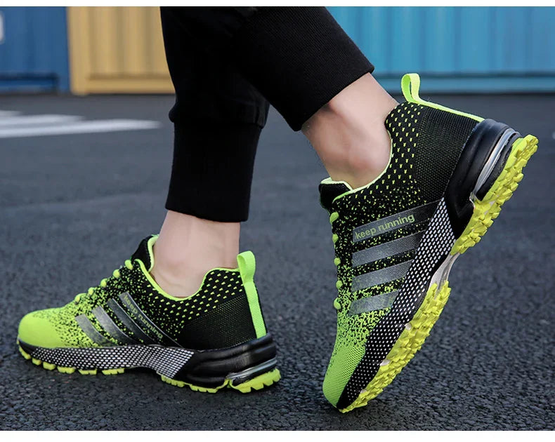 New fashionable plus-size men's casual sports shoes, walking and running shoes, tennis vulcanized men's shoes