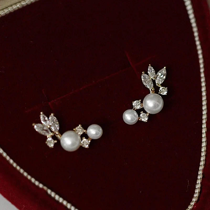Graceful Gold Color/Silver Color Stud Earrings Lady Simulated Pearl Jewelry Chic Shiny Zirconia Accessories for Wedding