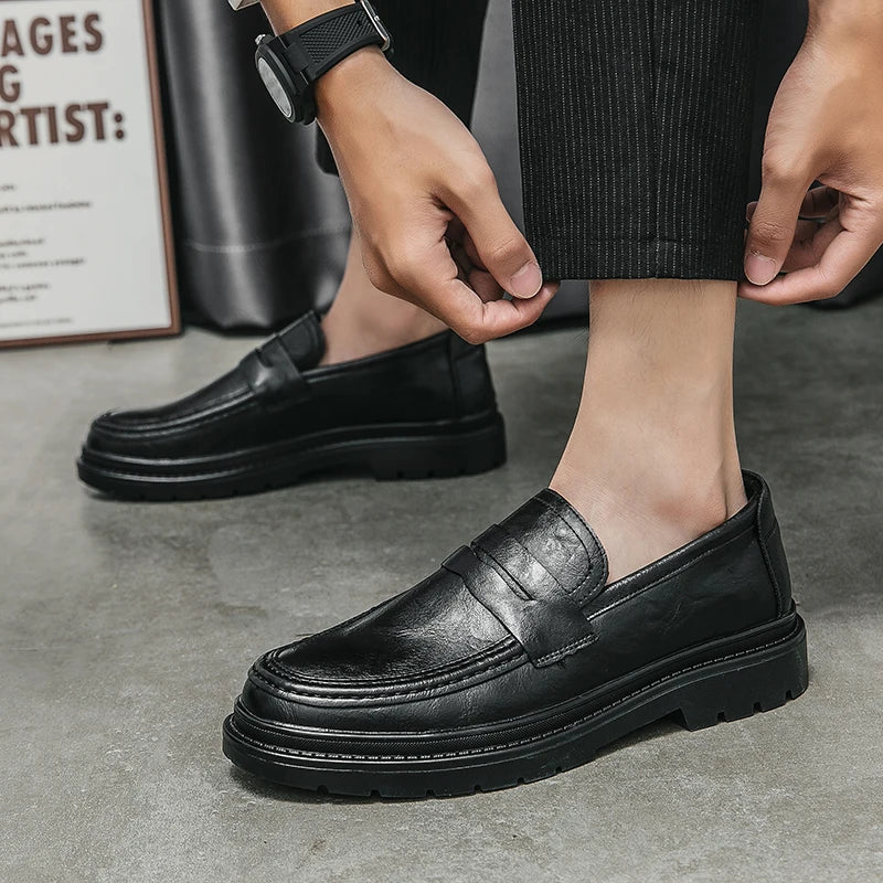 Tassel Loafers Men Platform Thick-soled Formal Business Shoes Slip-on Comfortable Mens Leather Wedding Casual Shoes Oxford Shoes