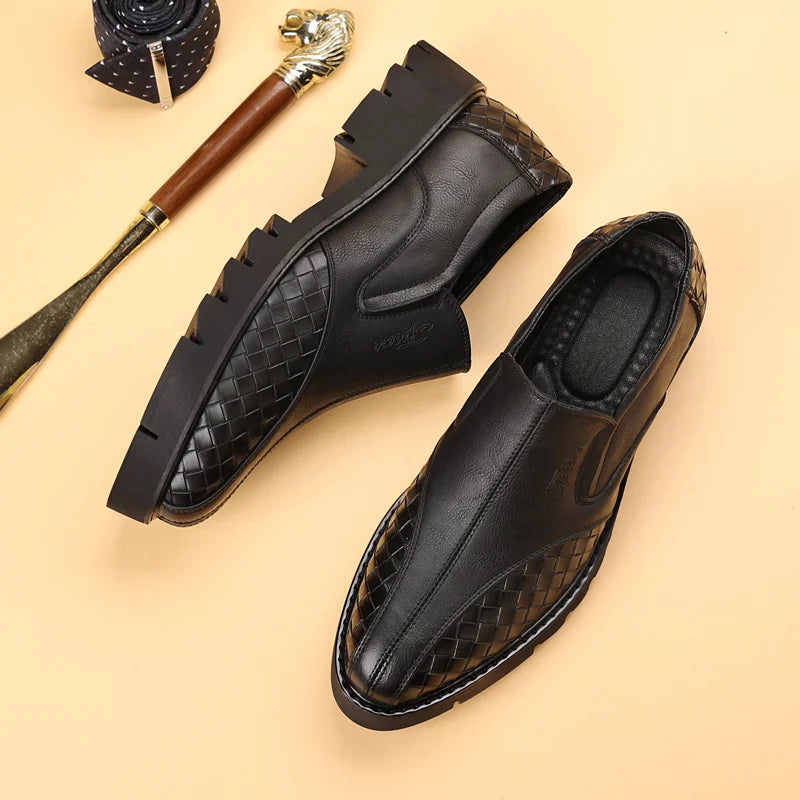 Black men's leather shoes Thick bottom height increasing style Daily Business Office Outdoor Fashion Party Youth Shoes New
