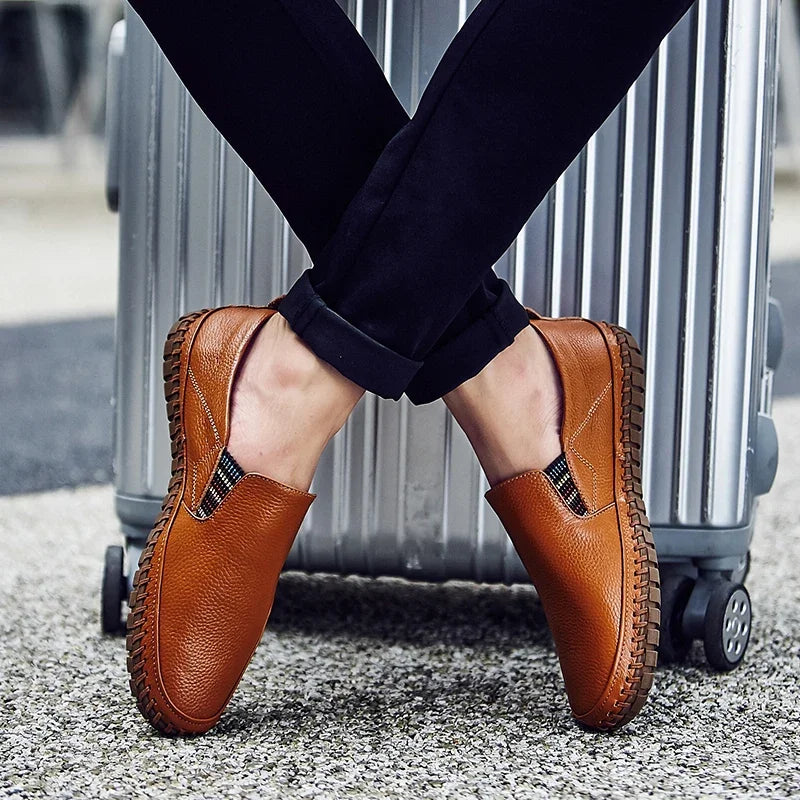 New Plus Size 49 50 Men Loafers Soft Moccasins Fashion Soft Spring Autumn Genuine Leather Shoes Men Casual Flats Driving Shoes