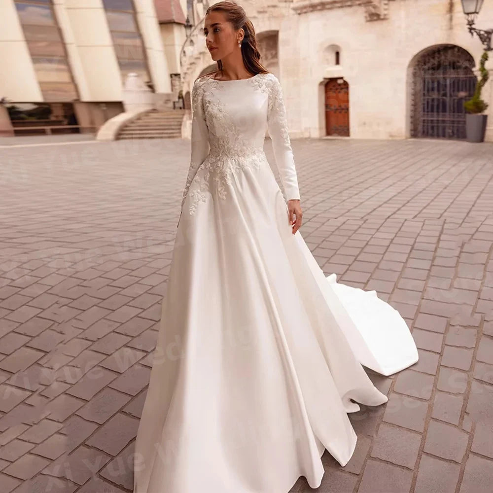 Elegant A Line Women's O Neck Appliques Wedding Dresses Vestido De Novia Long Sleeve Satin Bride Gowns Customized Robe De Mariée