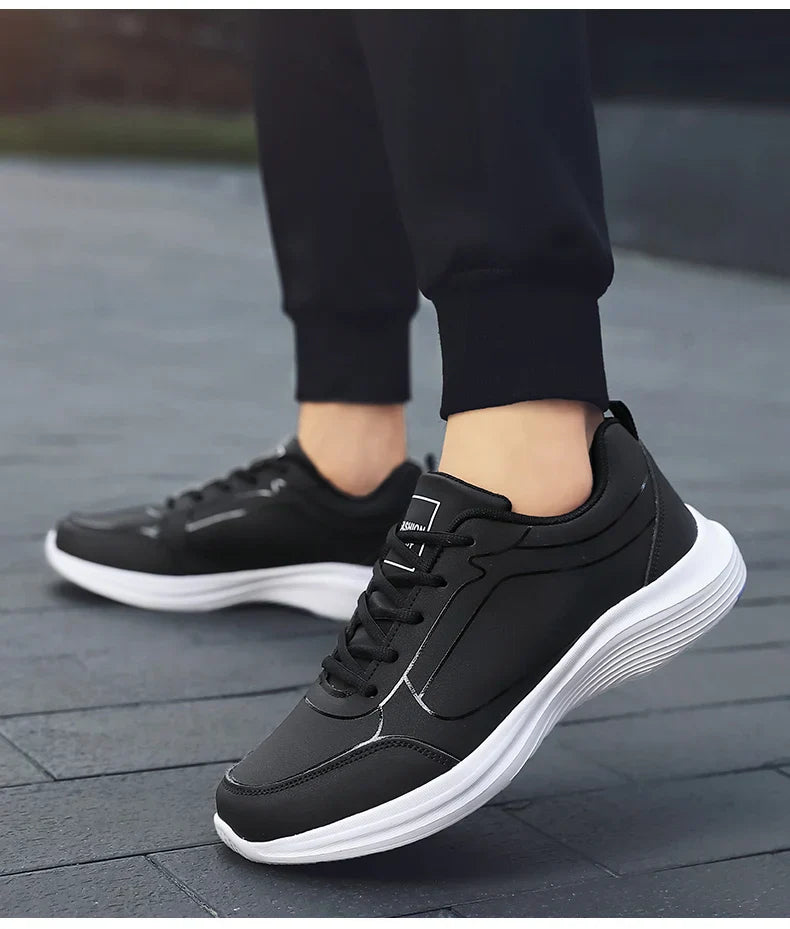 2025 New Lightweight Men Casual Leather Sneakers Non-slip Breathable Male Outdoor Running Shoes Lace Up Soft Sport Shoes