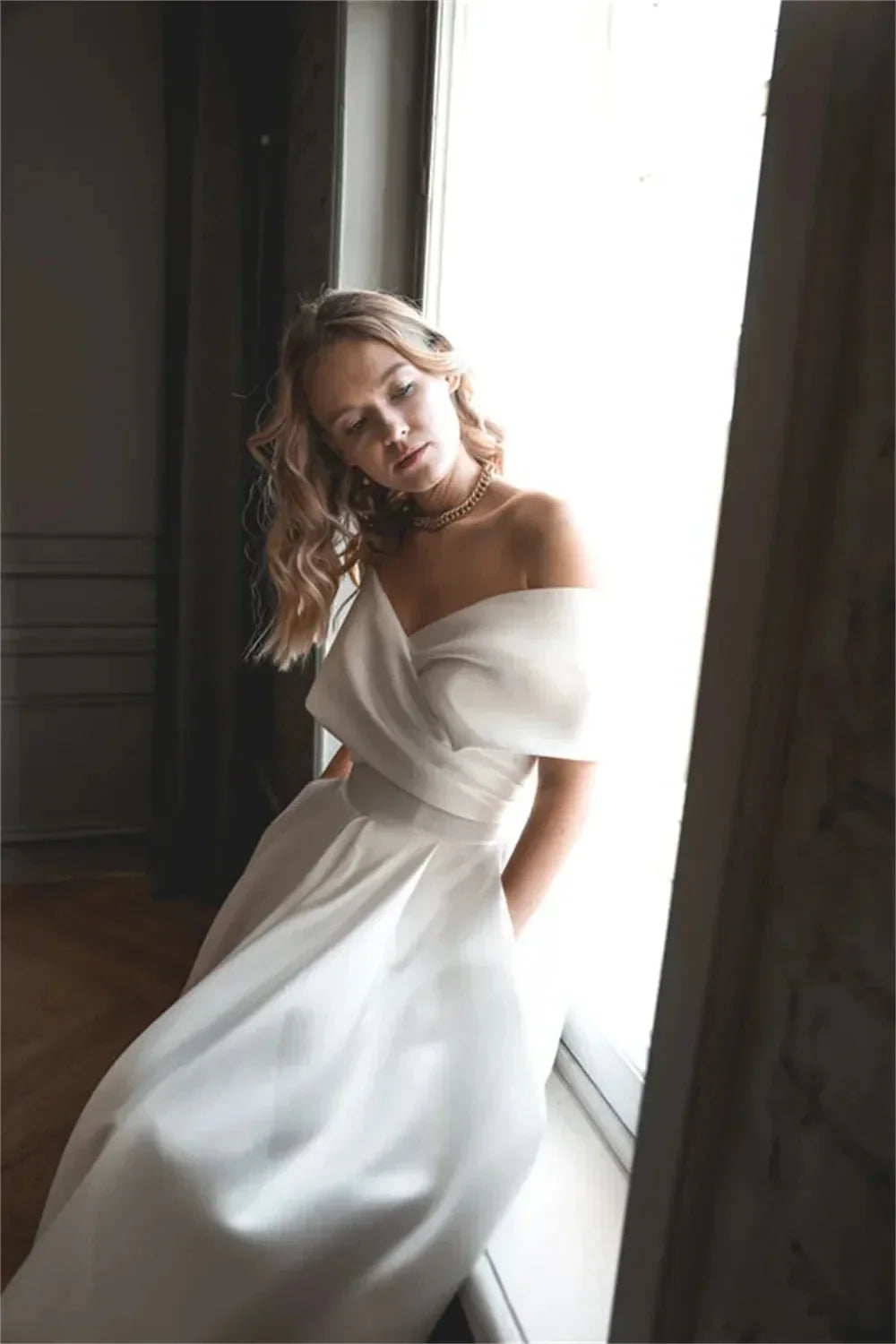 Customized Luxury Women Celebrity Sexy Strapless Flower Diamonds Maxi Long Bandage Dress Elegant Evening Club Party Outfit Gowns