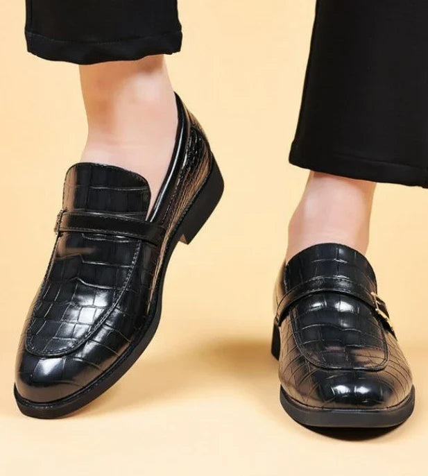 Dark Brown Pointed Toe Social Shoe for Men New Low Price Leather Casual Gentleman Luxury Designer Elegant Office Dress Shoes Man