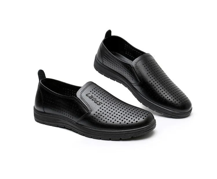 2026 Summer Men Sandals Business Casual Leather Hollow Out Shoes Breathable Soft Sole Clogs Fashion Comfortable Outdoor Slides