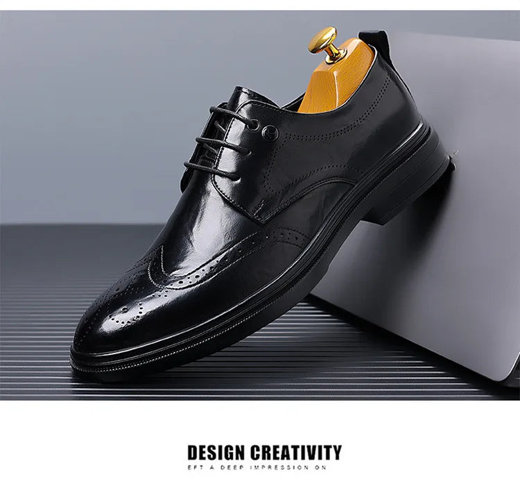 2026 Spring Autumn New Brogue Shoes for Men Solid Color Leather Dress Shoes Male Fashion Business Casual Wedding Shoe Man