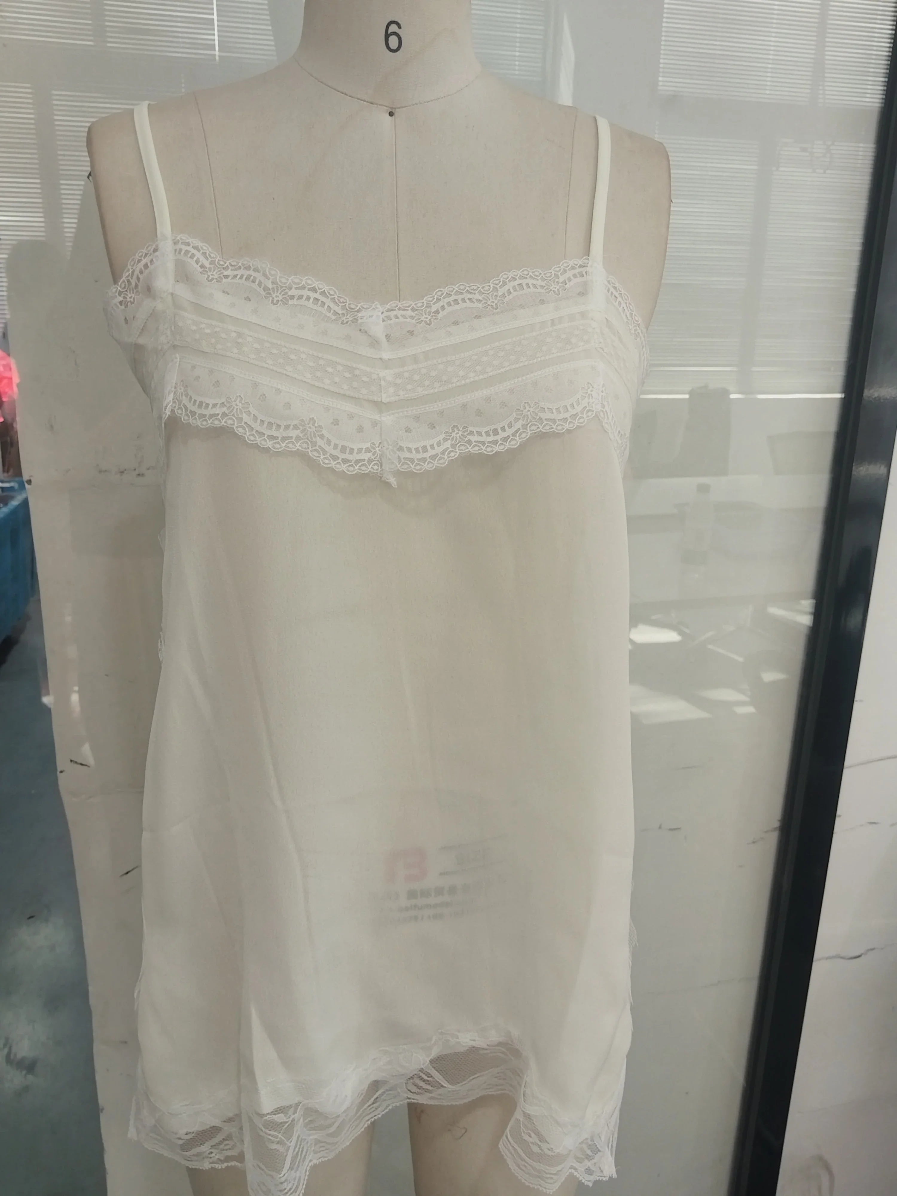 Elegant Solid Pleated Strapless Maxi Dress Yellow Off-shoulder Backless High Waist Split Robe 2026 New Lady Evening Party Gown