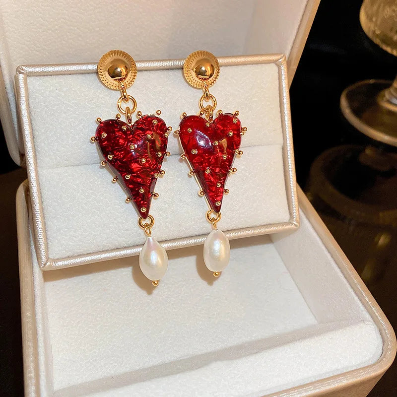 Charming Red Color Resin Love Heart Dangle Earrings for Women Baroque Freshwater Pearl Long Earring Wedding Party Jewelry