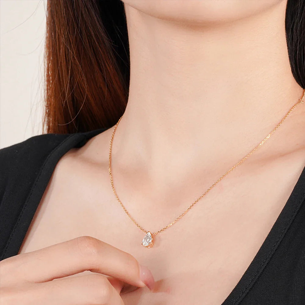 1-4CT Pear Cut D Color Moissanite Pendant Necklace for Women S925 Silver Plated 18k Gold Waterdrop Shape Necklaces Jewelry Gift