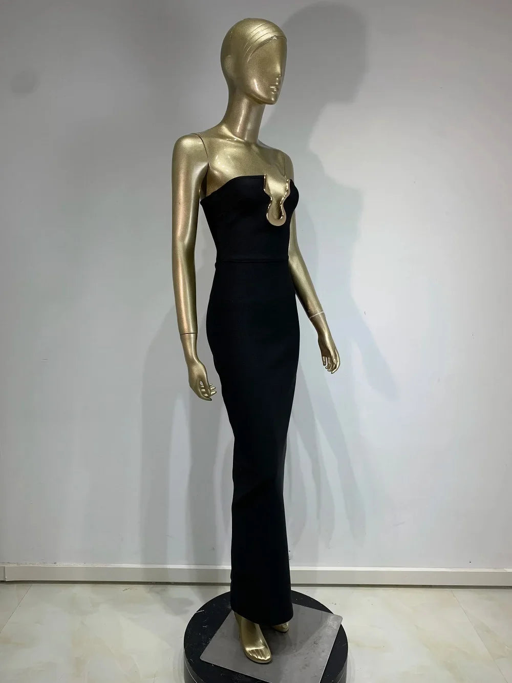 2025 Women Celebrity Sexy Strapless Backless Black Maxi Long Bodycon Bandage Dress Elegant Evening Club Party Outfit