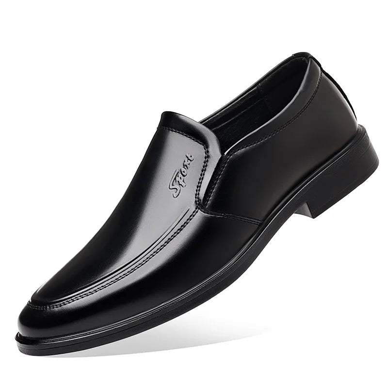 New Designer Soft Leather Shoes for Men Solid Color Fashion Business Casual Shoes Male Spring Autumn New Dress Shoe Man