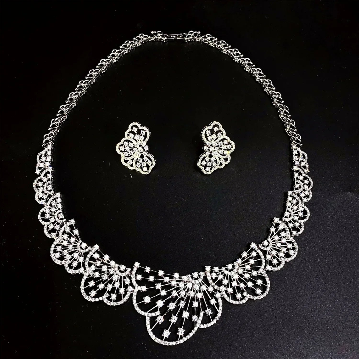 Famous Brand Super Luxury Fan-shaped Design Women Wedding Naija Bridal Cubic Zirconia Necklace Dubai Dress Jewelry Set
