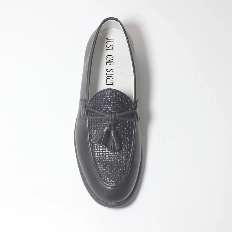 2023 Boys Shoes With Tassel Matte Black PU Leather Loafer Slip on Embossing Moccasins For Kids Boy Dress Shoe Italian Breathable