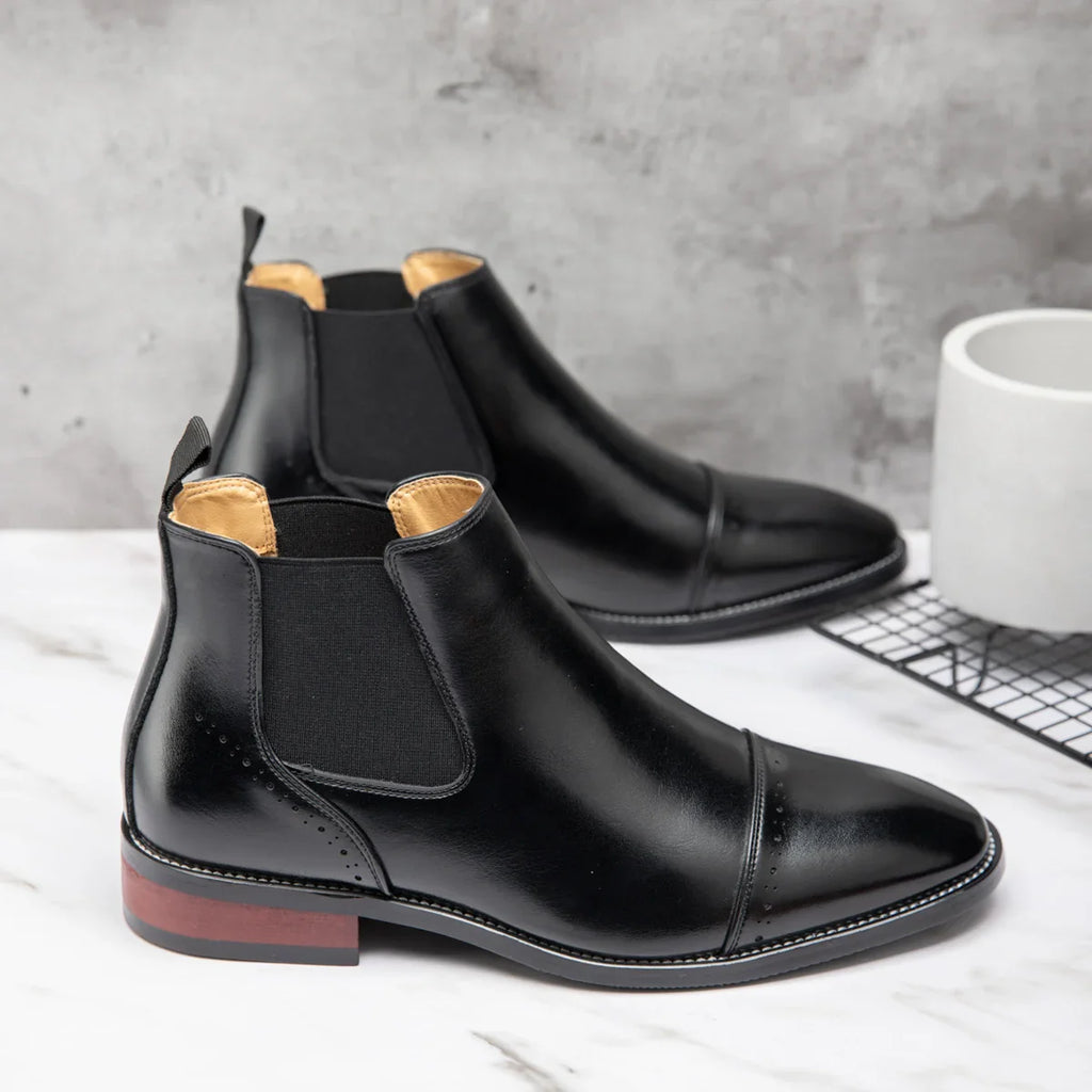 2025 Retro Men's Solid Color Pointed Business  Boot  Comfortable Wedding  Party Shoe Breathable  And  Anti-Slip Ankle Boots