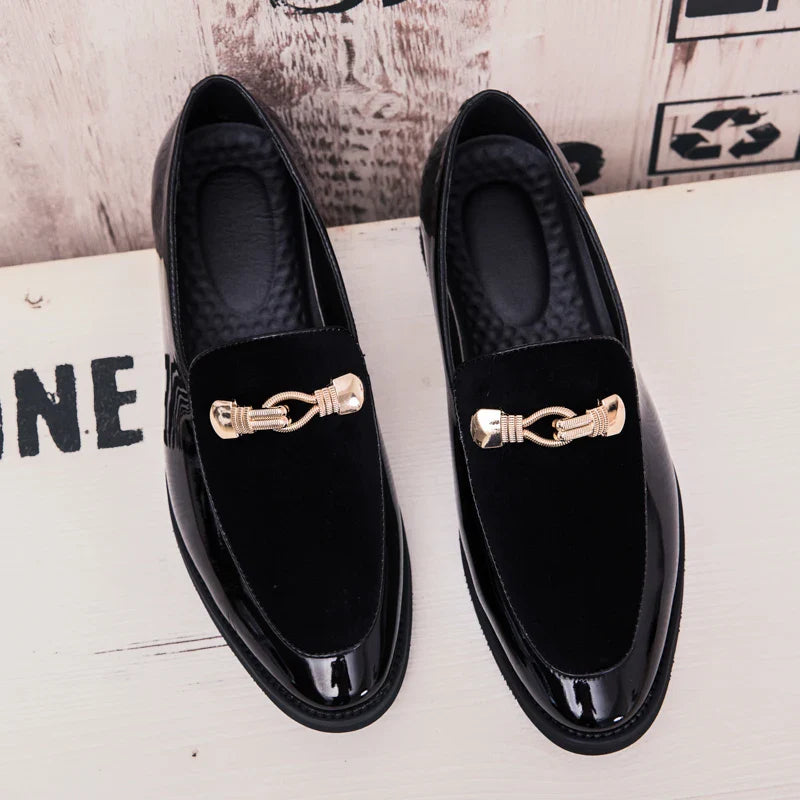 Lightweight Metal Trim Retro British Style Small Leather Shoes Pointed Leather Matching Color Slip-On Loafers for Men