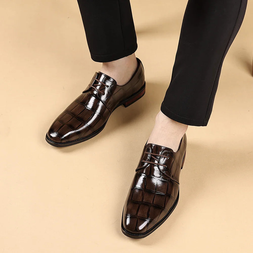 Fashionable Crocodile Print Men's Solid Color Leather Oxford Shoe Formal Business Lace -Up Office Shoe Comfortable Wedding  Shoe