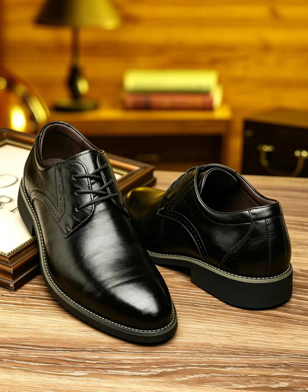 Men's leather shoes new black Soft bottom anti slip and breath shoes Zapatos luxury light flat men's Business dress casual