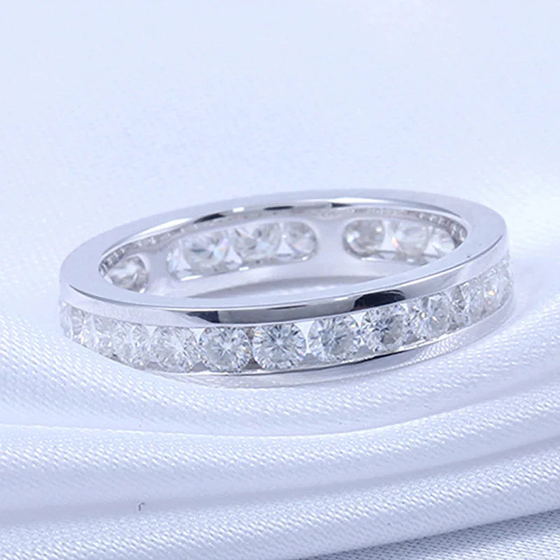 S925 Silver Groove Inlaid D VVS1 Round Moissanite Ring for Women Fashion Wedding Ring Eternity Band with Certificate