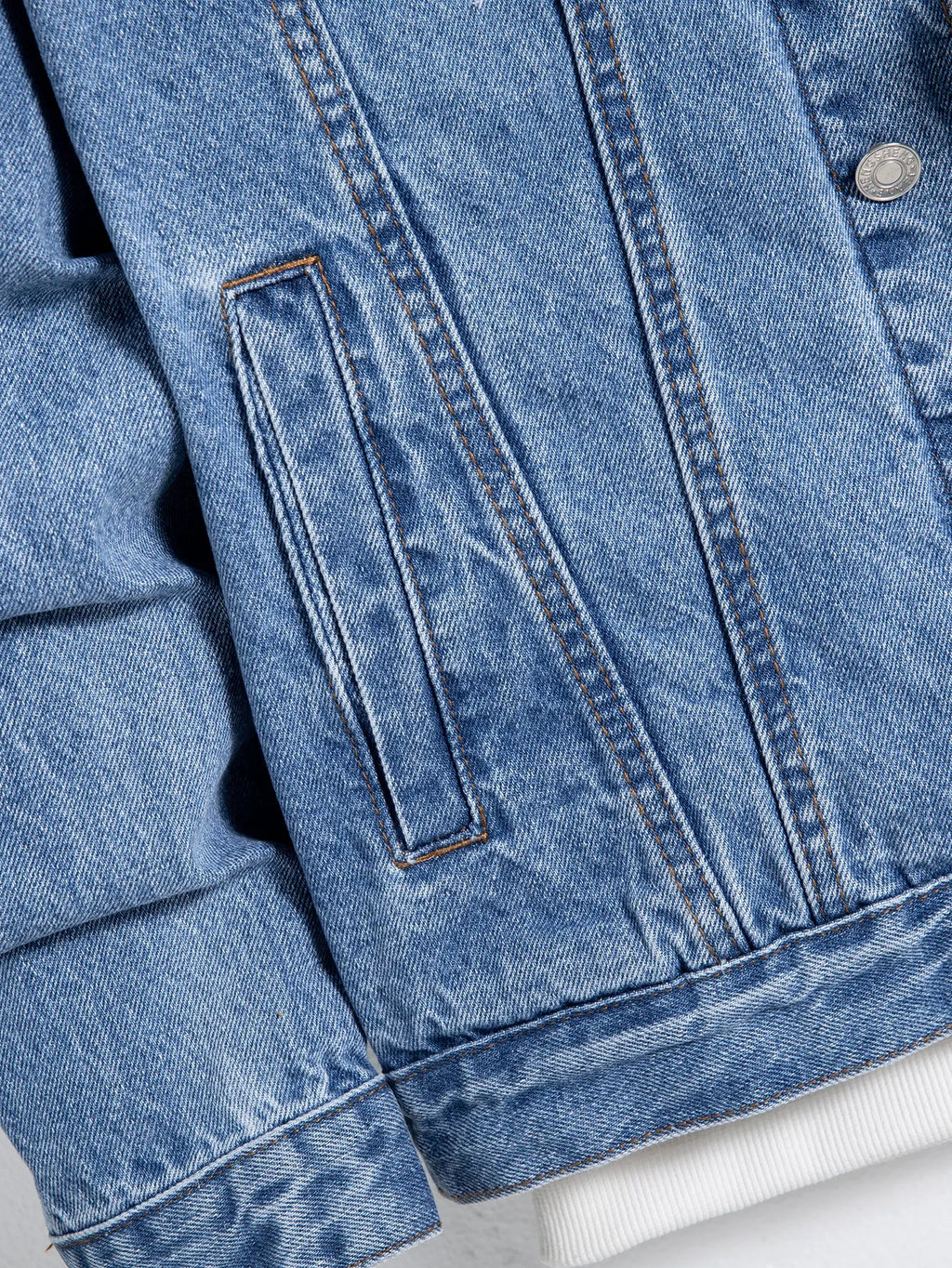 Men's Blue Denim Jacket for Spring and Autumn. Multi-Pocket Design. Regular Size with a Stylish Street Casual Style.