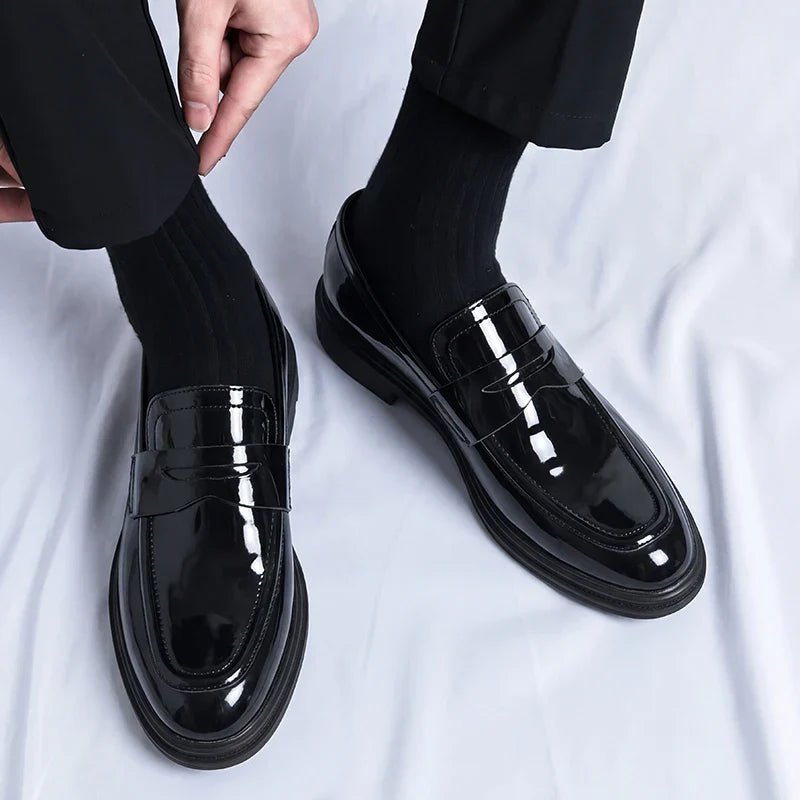 New Summer Slip on Flats Stylish Leather Men's Loafers Fashion Casual Shoes Man Light Antiskid Driving Shoes Handmade Moccasins