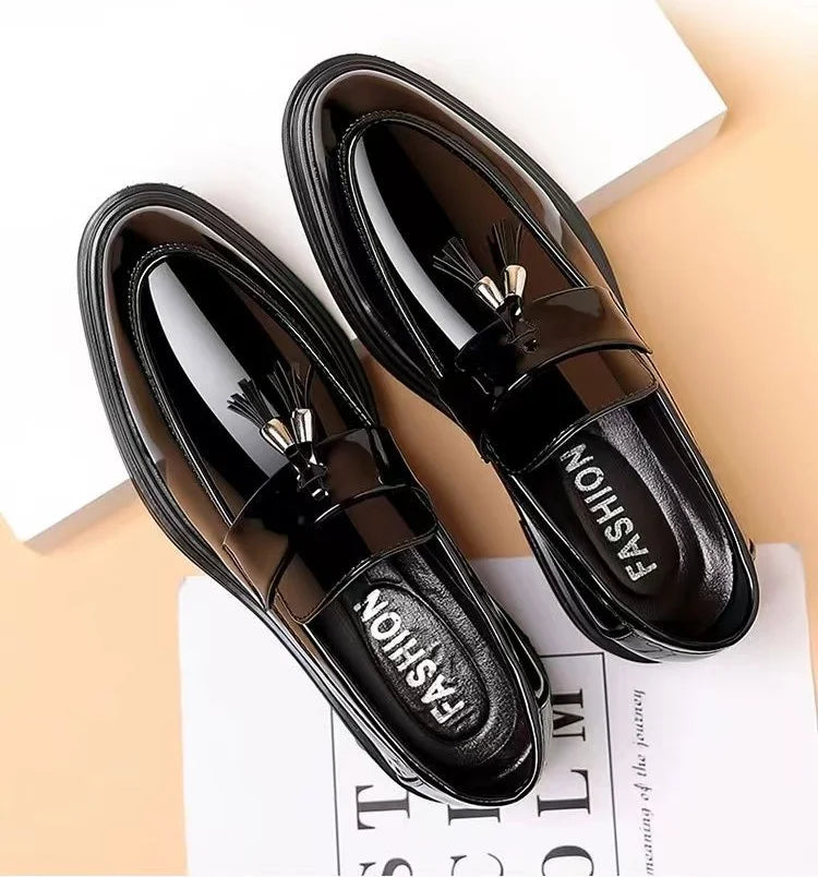 Black Social Shoe for Men Casual Business Patent Leather Bright Upper Dress Shoes Man New Low Price 39 Suit Cheap Liquidation