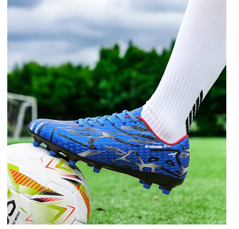 Soccer Shoes Child Football Shoes Outdoor Non-Slip Futsal Shoes Kids Sneakers Boys Low-cut Lightweight Children's Sports Shoes