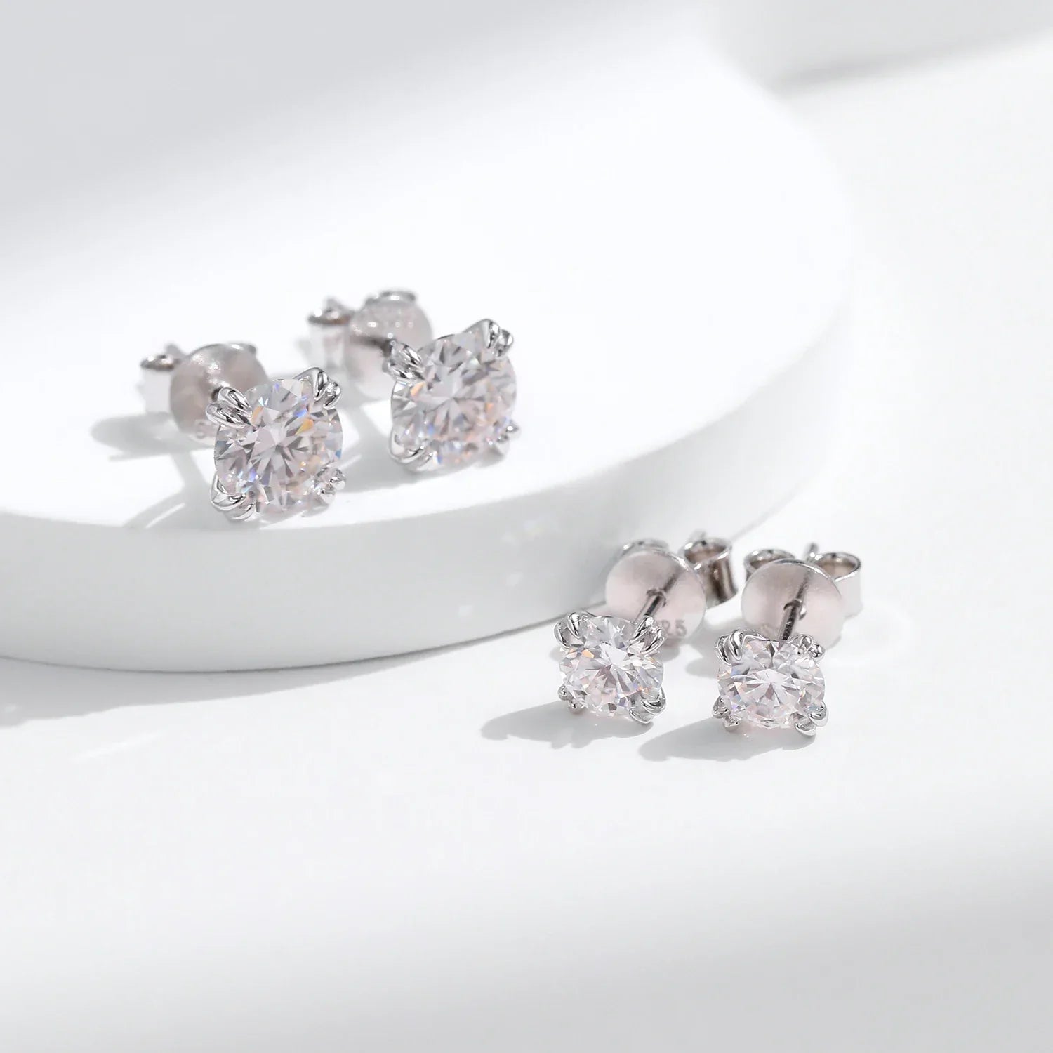D Color 1CT Moissanite Stud Earrings 925 Sterling Silver Brilliant Round Cut Lab Created Diamond Jewelry For Women
