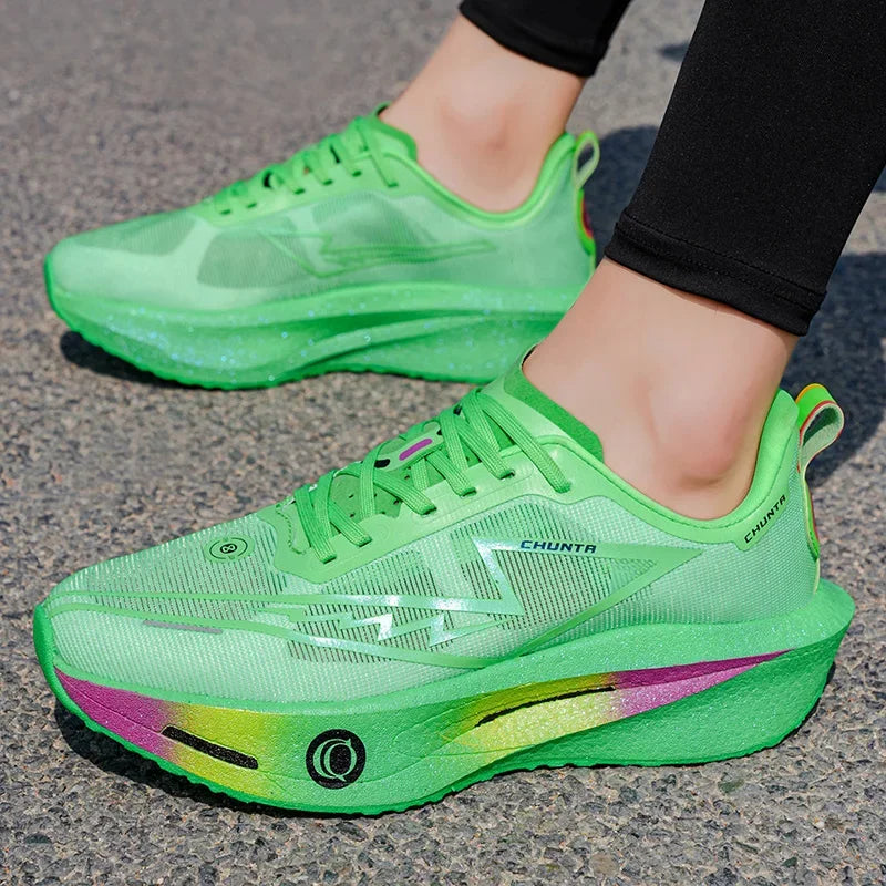 Men's Fashionable Casual and Comfortable Sports Running Shoes Breathable Fabric Upper Non-Slip and Wear-Resistant Shoes