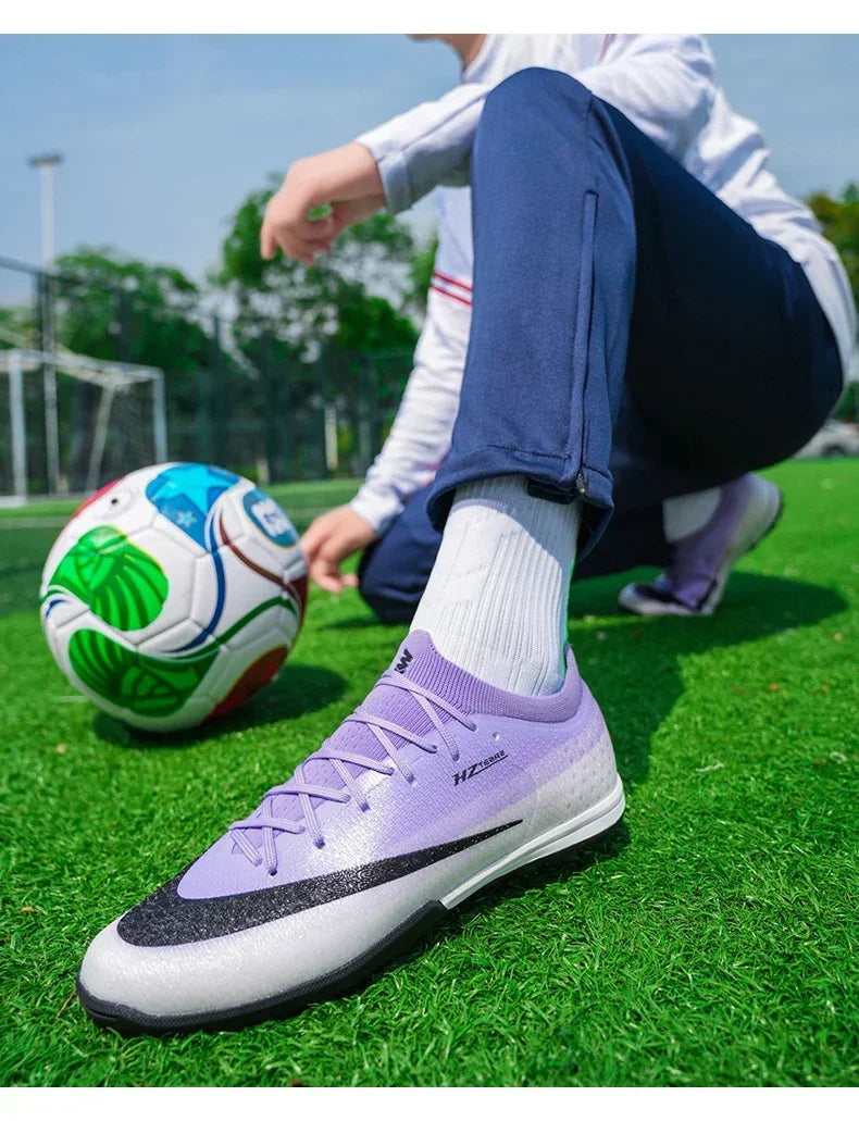 New Men Soccer Shoes Hot Sale Women Professional Football Boots Futsal Cleats Ultralight Unisex High-quality TF/FG Sneakers