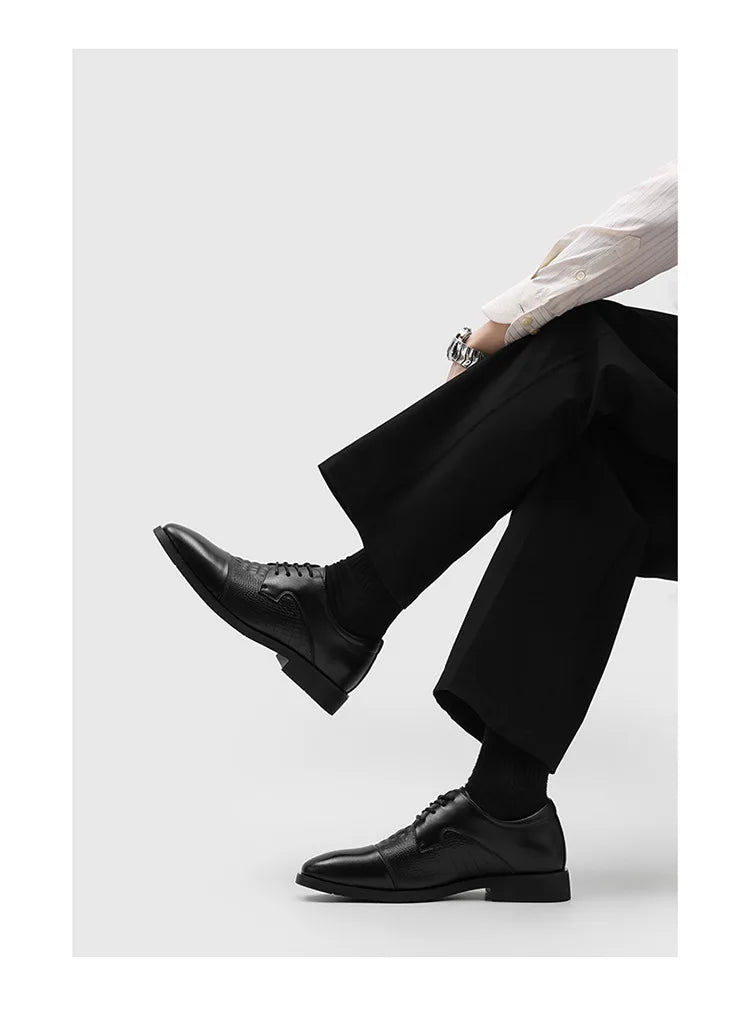 New Lace Designer Elegant Shoes Man Spring Autumn Business Casual Leather Shoe Male Fashion Solid Color Wedding Dress Shoes Man