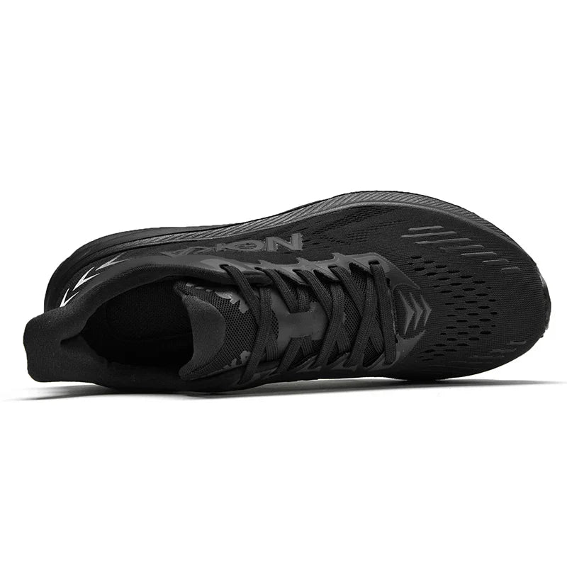 New ultra-light sports running shoes for men soft sole casual outdoor cushioning jogging shoes fashionable boys and teenagers 45