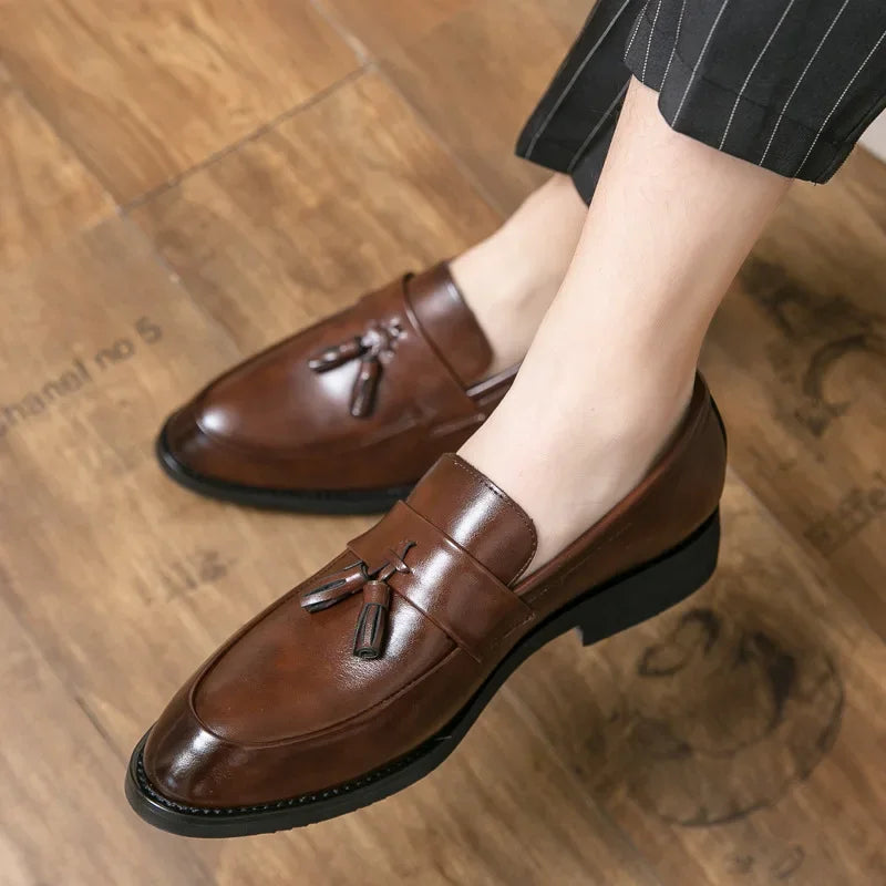 Casual Slip-On Wedding Shoes Men's Small Size Business Leather Shoes British Style Fashionable Loafers Polyurethane Upper Rubber