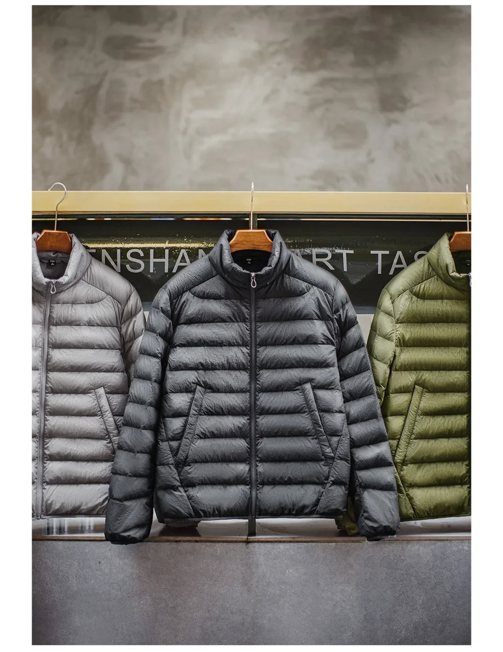 Winter Men's Stand-up Collar Down Jacket Lightweight Hydrophobic White Duck Down Filling Coat Warm Inner Layer for Fall