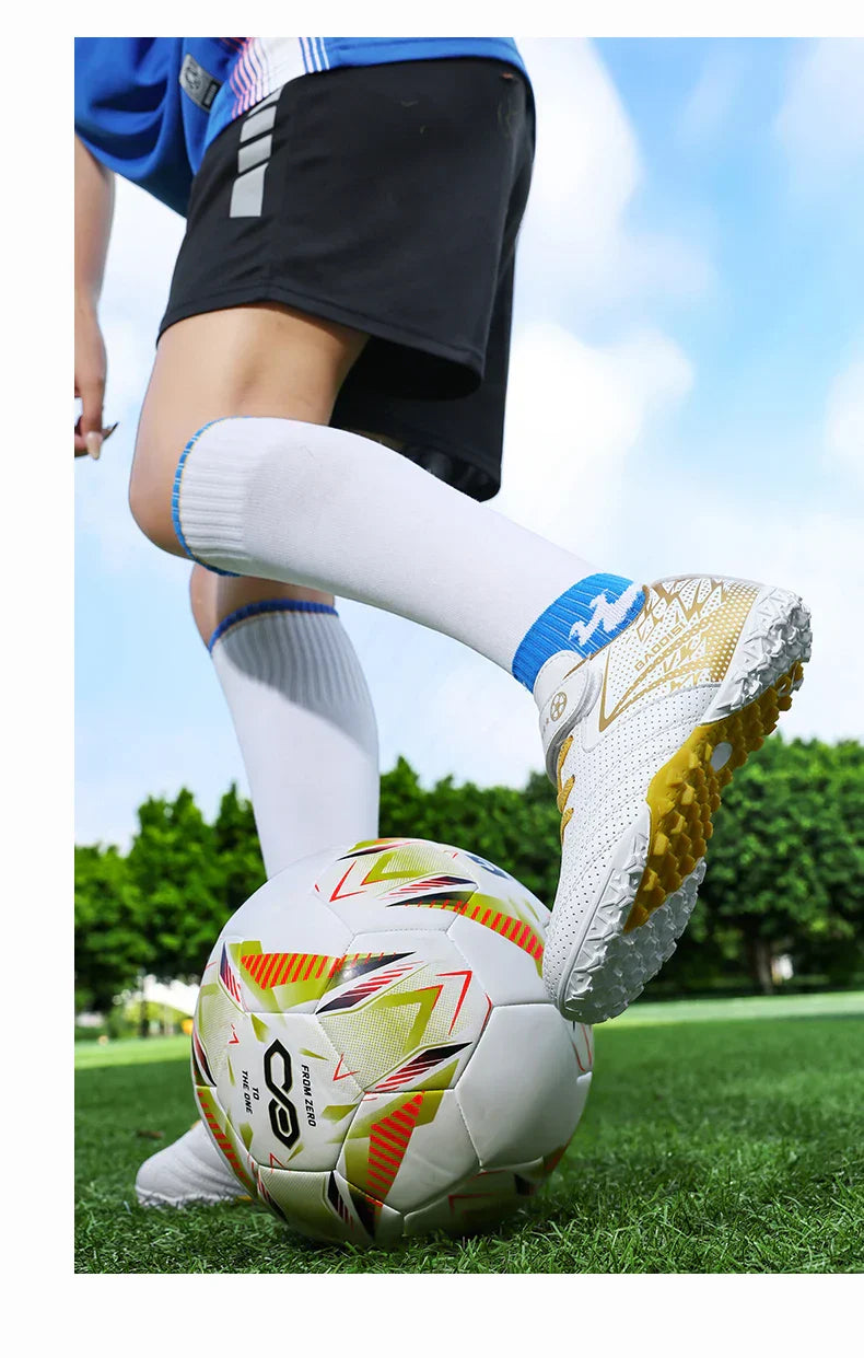 New Children Soccer Shoes Sports Society Field Boy Football Boots Futsal Fast Indoor Sneaker Original Ankle Football Boot Cleats