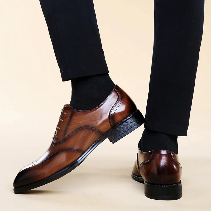 Luxury Brand Men's Glossy Leather Shoes Classic Brogue Shoes Lace Up Men's Office High-quality Business Shoes Big Size：38-48
