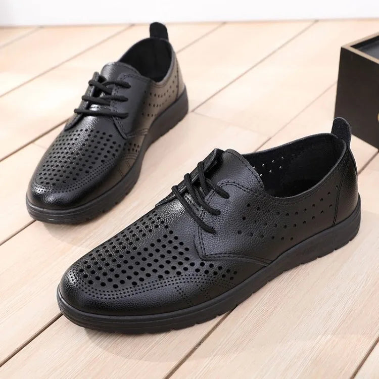 2026 Summer Men Sandals Business Casual Leather Hollow Out Shoes Breathable Soft Sole Clogs Fashion Comfortable Outdoor Slides