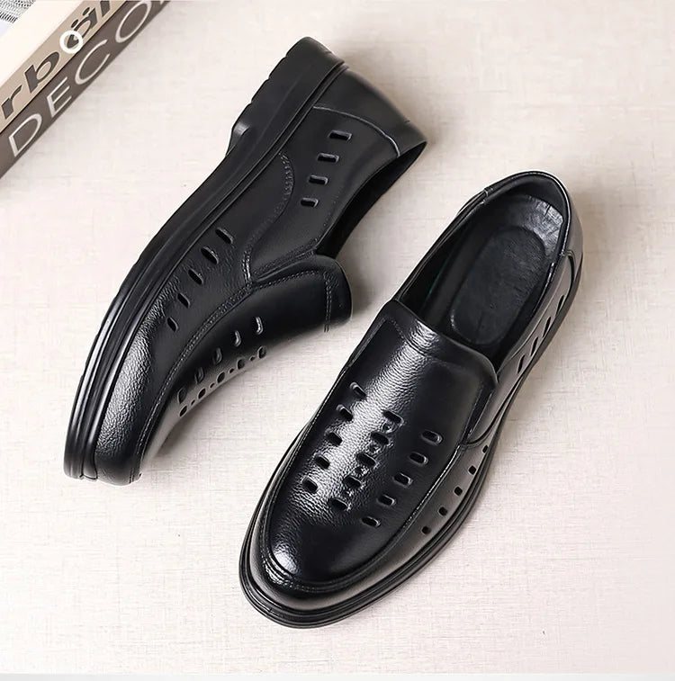 2026 New Designer Breathable Hallow Leather Shoes for Men Black Fashion Summer Shoes Male Britsh Business Casual Shoes Man