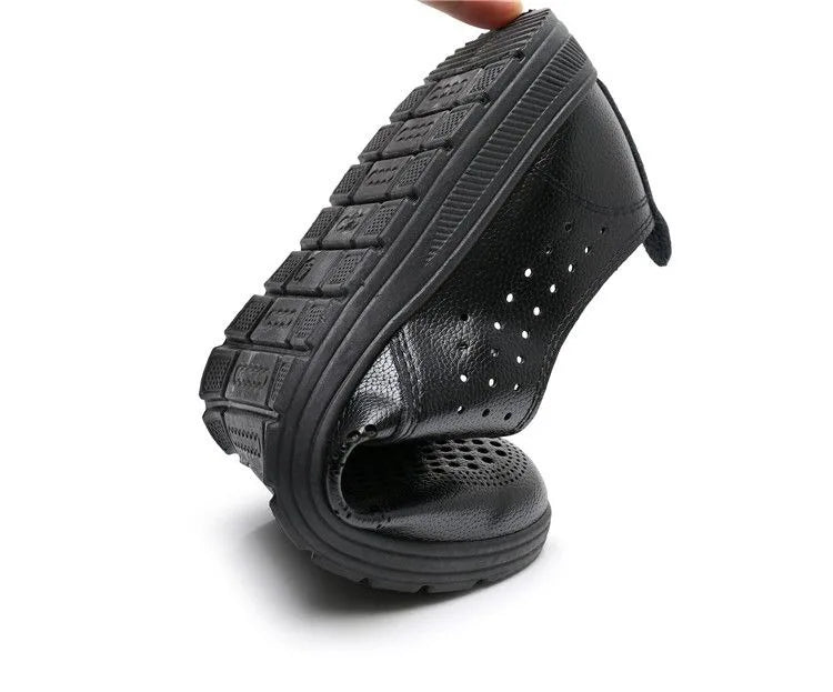 2026 Summer Men Sandals Business Casual Leather Hollow Out Shoes Breathable Soft Sole Clogs Fashion Comfortable Outdoor Slides