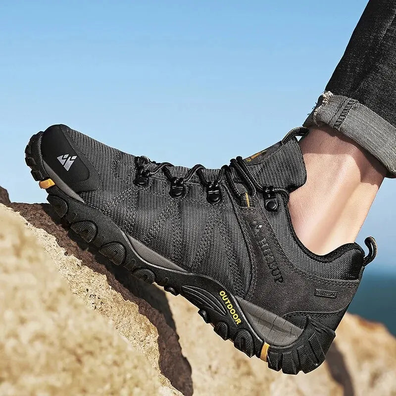 Four-Season Men's Hiking Shoes Outdoor Sports Genuine Leather Wear-Resistant Climbing Shoes Rubber Sole Trekking Sneaker