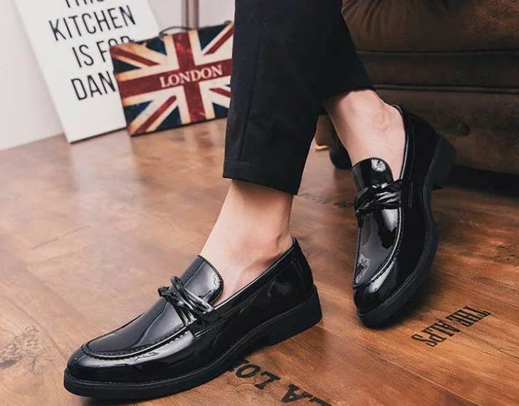 With Tassels Loafers Office Leather Shoes for Men Platform Thick Sole Pointed Toe Man Casual Shoe High Quality Fashion Elegant